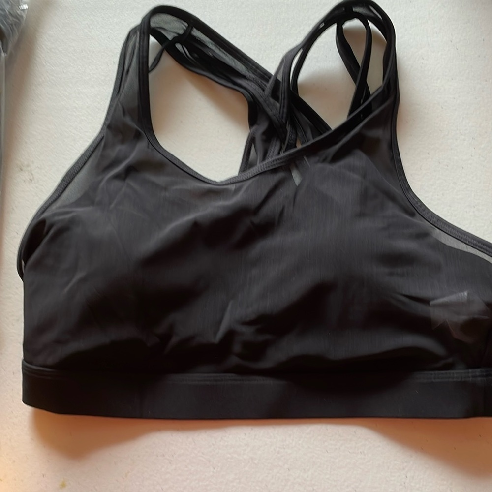 Fabletics High-Impact Bra - Picture 3 of 16